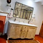 Le Ptit فندق مبيت وإفطار نييون
